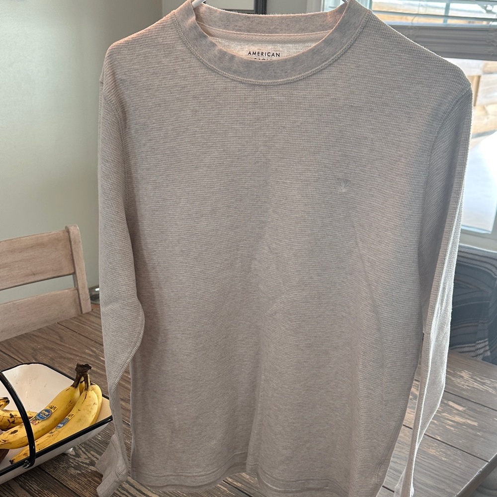 American Eagle Outfitters Men's Light Gray Long Sleeve Tee